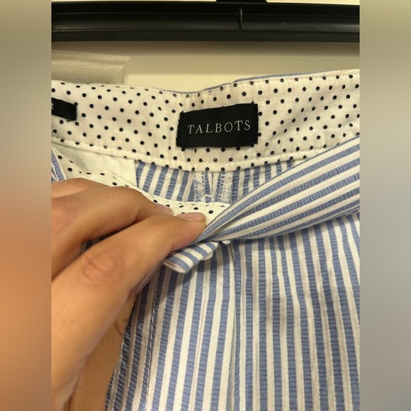 Talbots 100% Cotton Blue Seersucker “Perfect Crop” Pants - Picture 4 of 9